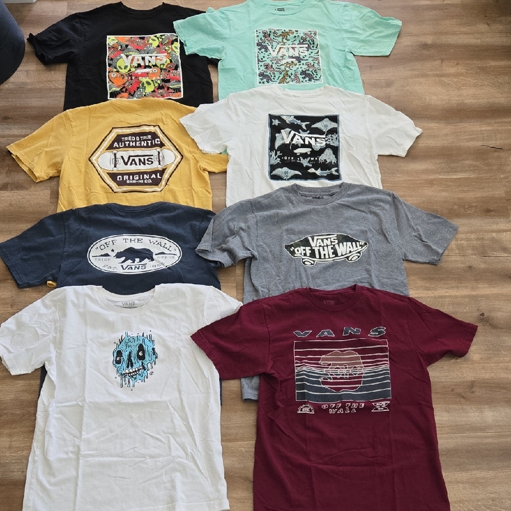 Boy's Vans Graphic Tees Bundle